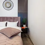 Cozy Studio In Center By Mm Host