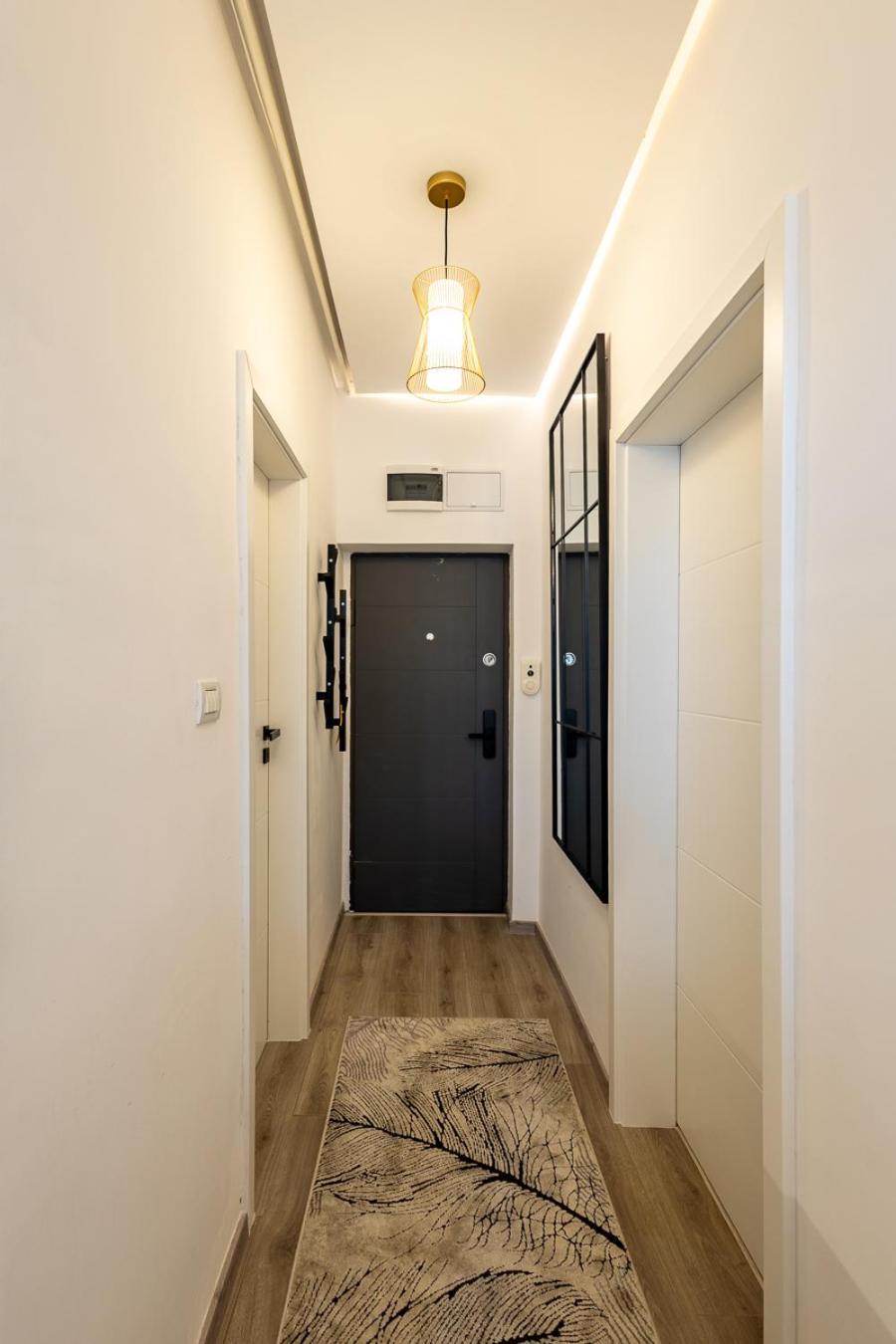 Cozy Studio In Center By Mm Host Apartment Brasov