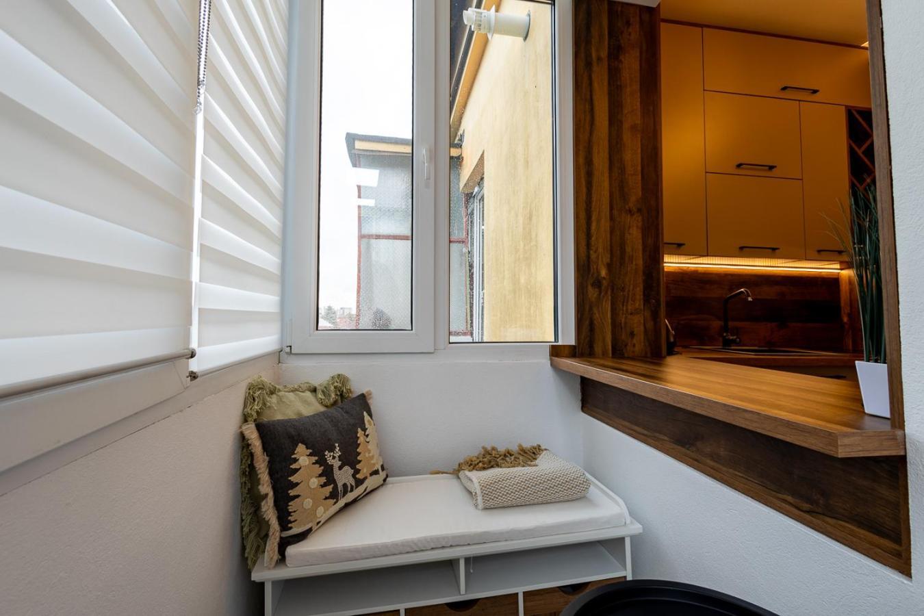 Cozy Studio In Center By Mm Host Apartment